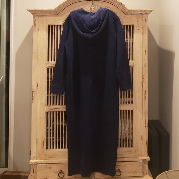 100 % Cozy Kenji Comfort Navy Blue Robe Size Med - Picture 8 of 9